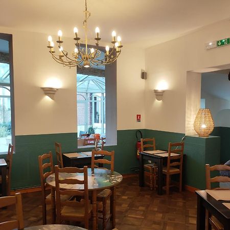 Le Royal Hotel Saint-Pol-sur-Ternoise エクステリア 写真