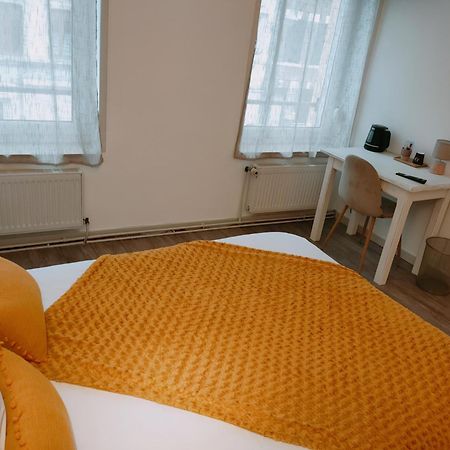 Le Royal Hotel Saint-Pol-sur-Ternoise エクステリア 写真