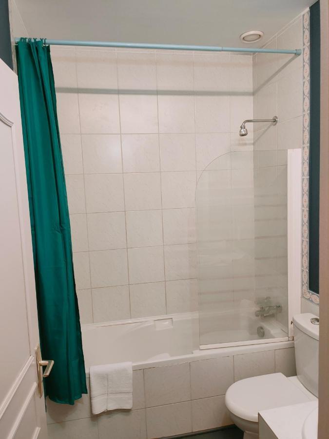 Le Royal Hotel Saint-Pol-sur-Ternoise エクステリア 写真