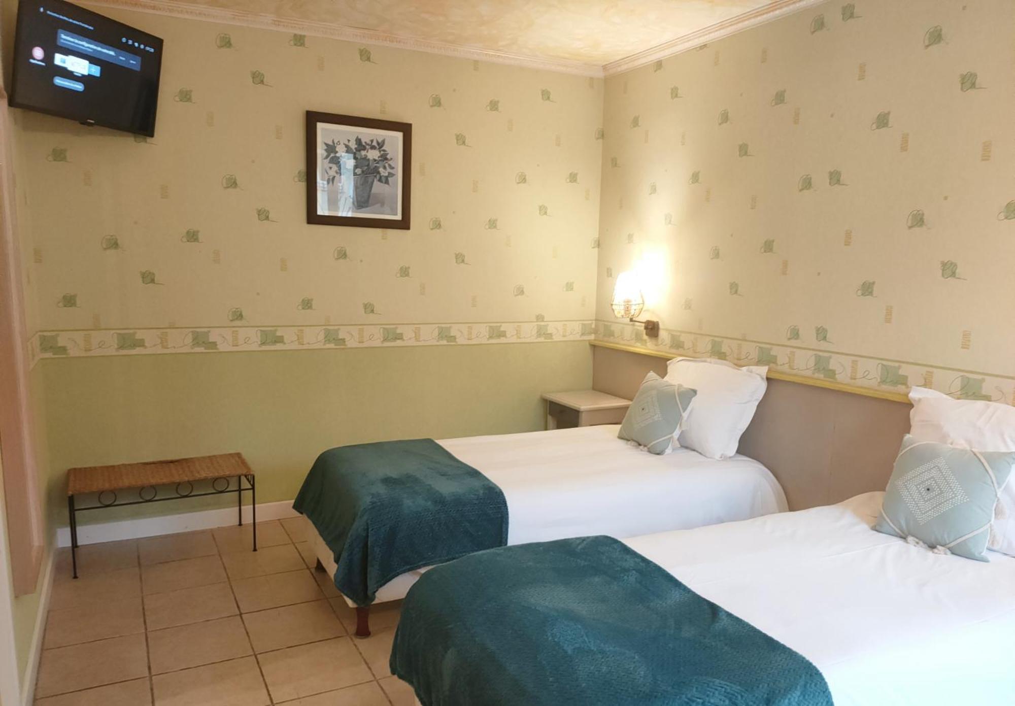 Le Royal Hotel Saint-Pol-sur-Ternoise エクステリア 写真